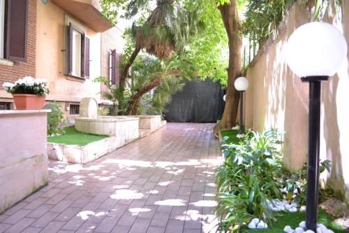 Tiburtina House
