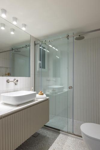 Athenian Vintage Apartment