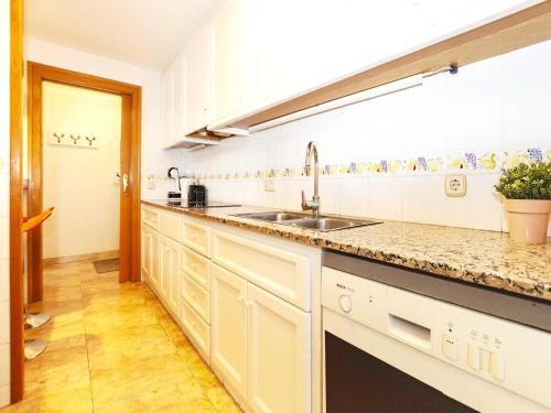 Apartment in Roses near La Perola Beach