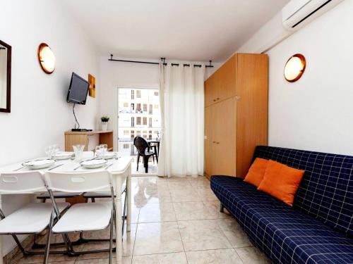 Studio in Roses near Santa Margarita Beach