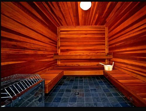 Infinity Vista Retreat - 5BR, Smoky Mountain Views Pool, HotTub photo 45