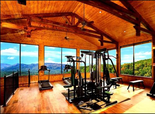 Infinity Vista Retreat - 5BR, Smoky Mountain Views Pool, HotTub photo 46