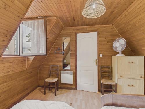 Postel nebo postele na pokoji v ubytování Maison de campagne pour 6 avec piscine et jardin