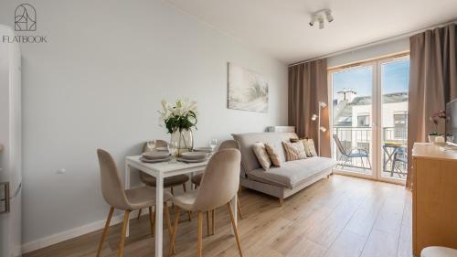 Flatbook Apartamenty - Trimare II Sztutowo z bilardem i parkingiem