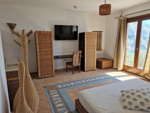 Μια τηλεόραση ή/και κέντρο ψυχαγωγίας στο HOLIDAY double