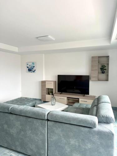 New villa with pool, sea view, Poreč