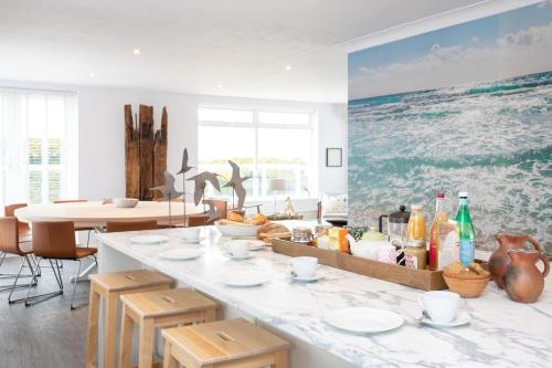 Gallery image of Vikings, West Wittering Home On The Beach in West Wittering