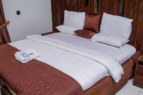 Gambar di galeri bagi Fola's House di Lagos