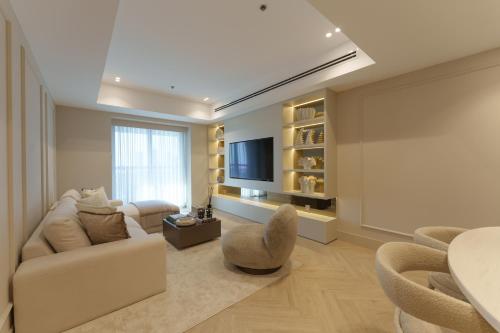 Daniels 2BR at Princess Tower with Sea View