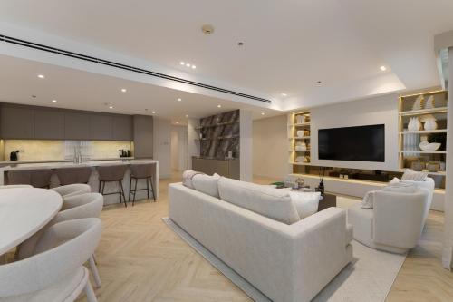 Daniels 4BR At Princess Tower with Marina and Sea view