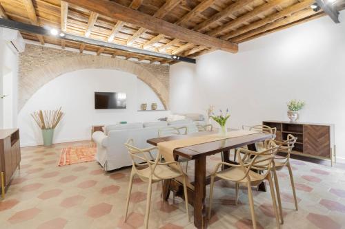 Trilussa Spacious Apartment