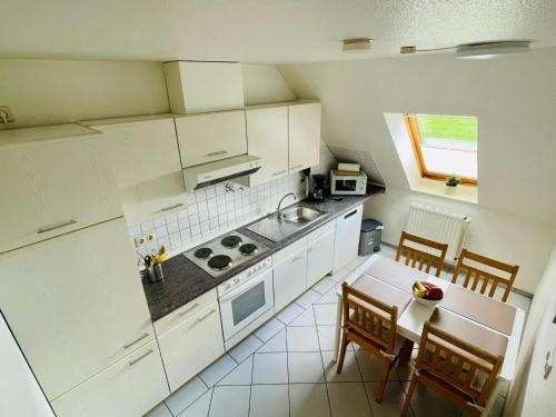 Dapur atau dapur kecil di Ferienhaus Feldgeflüster