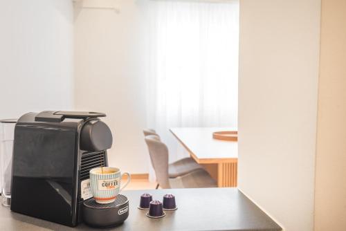 Spacious apt with 2 beds and 2 baths in Pagrati