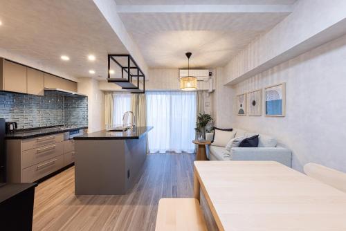 Link House Shinsaibashi