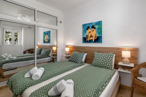 Las Palmas 2a Oasis Properties
