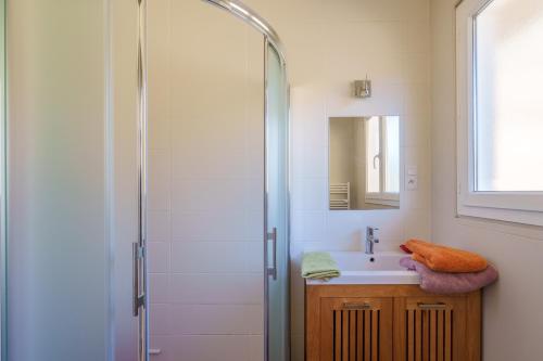 Et badeværelse på L'Echo Bleu - Vue Montagne