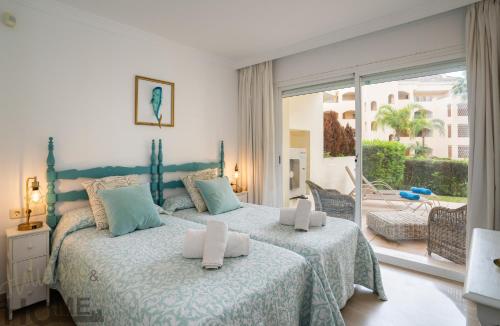 Holidays & Home Hacienda Playa Elviria 300 m Beach, garden ,MARBELLA