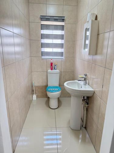Un baño de Home Away Nest
