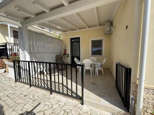 Balkón nebo terasa v ubytování Sperlonga Apartments - Discesa privata al mare!