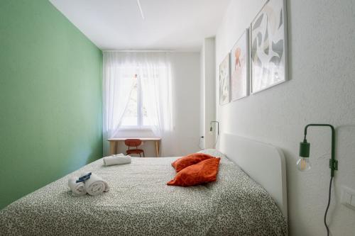 Quiet Navigli Apartment - Walk to Navigli - Tortona Design District - Salone del Mobile