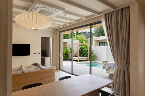 Eden Resort & Villas Phuket Patong — Pool view