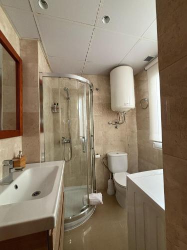 Ένα μπάνιο στο Luxury Suite Silleria