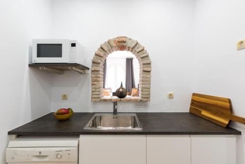 Tio Charles de June - Charming 2 bedroom apartment