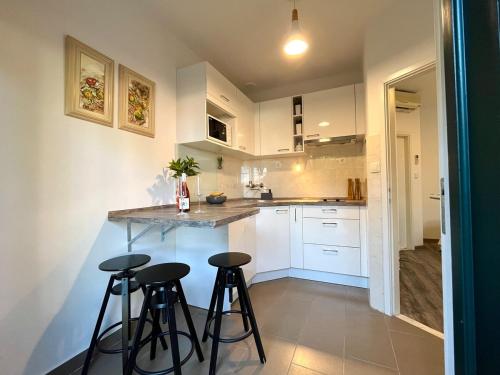 City Center Suites - Studio with Private Terrace 1