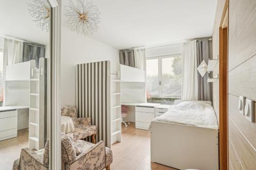 Place Victor Hugo - Mesnil 1bdr by B'Your Home