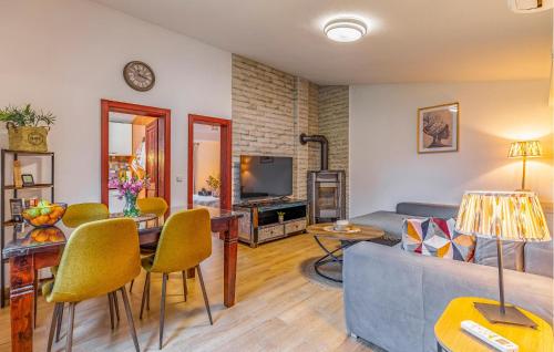Cozy Apartment In Medulin With Wifi