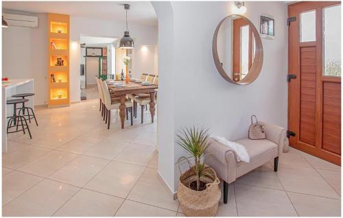 Awesome Home In Labin