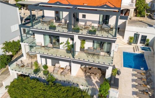 Beautiful Apartment In Korcula With Sauna