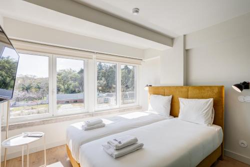 Home Out Marques Suites