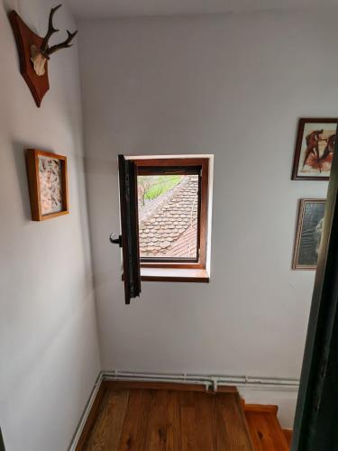 PolomにあるRenarde House Rajacのギャラリーの写真