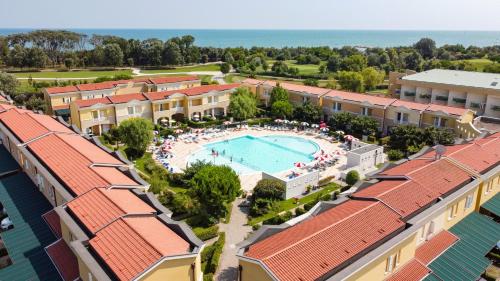 Φωτογραφία από το άλμπουμ του Villaggio Le Acacie σε Καόρλε