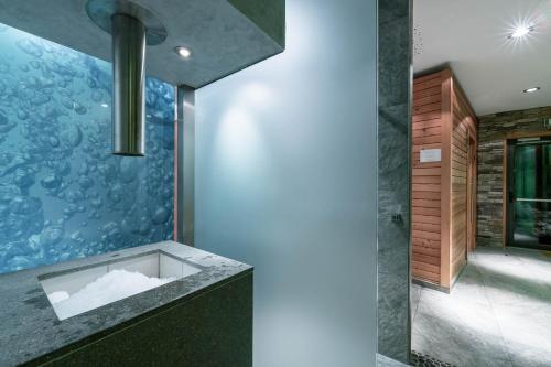 Koupelna v ubytování Hotel Gran Paradis