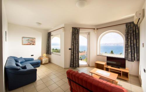 Gorgeous Apartment In Novi Vinodolski With Wifi