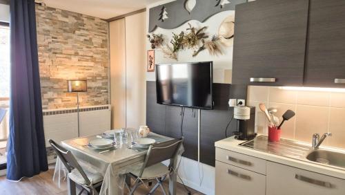 Studio cosy au cœur de la station avec piscine