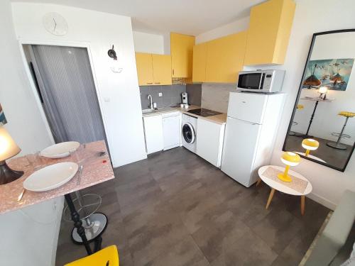 Imagen de la galería de Appartement Relax Village Naturiste Héliopolis, en Cap d'Agde