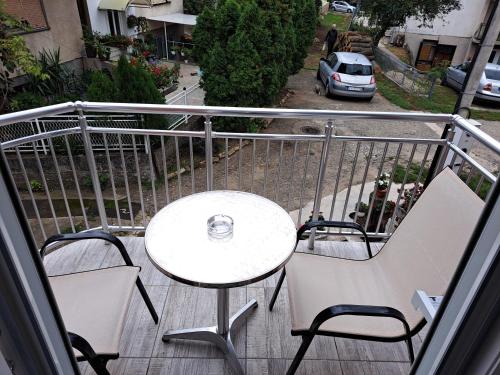 Imagen de la galería de Apartmani Ilic 2, en Soko Banja