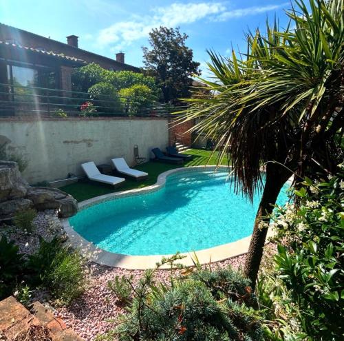 Πισίνα στο ή κοντά στο Studio de charme 70m2, Jacuzzi et Piscine Partagée