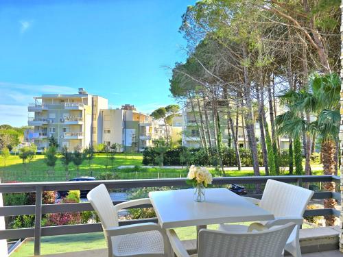 Μπαλκόνι ή βεράντα στο Sunny Beach Apartments - 126