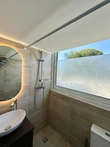 Ambrosia by Dia sea view apartment