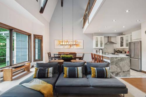 Η κουζίνα ή μικρή κουζίνα στο Tremblant Prestige - Manoir 118-10