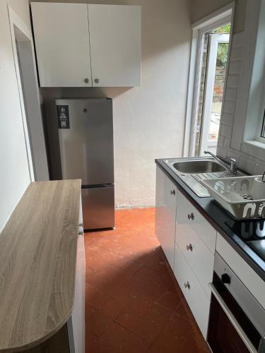 Gambar di galeri bagi Superb Double Room near Croke Park - 3 di Dublin