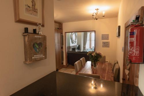 Φωτογραφία από το άλμπουμ του 3 bedroom - Sea View - Pet Friendly σε Pistyll