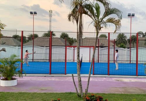 Bazén v ubytování 2 bedroom apartment at CET RESORT with pool padel tennis nebo v jeho okolí