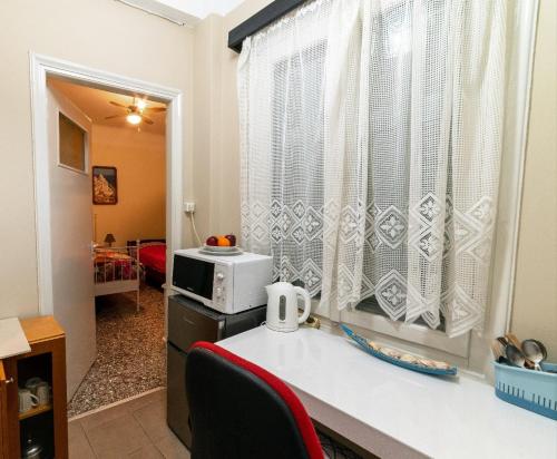 Acropolis Crib Spot