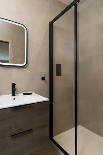 Kings Road Suites photo 34