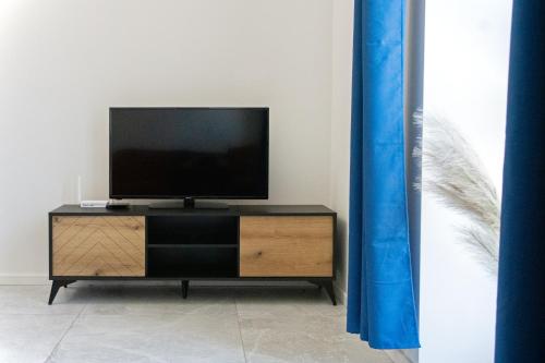 Et tv og/eller underholdning på Fabryka Loft 3B # Nestapartamenty